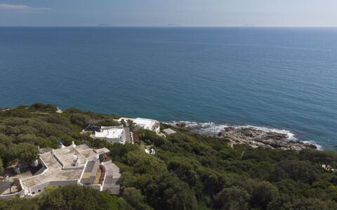 Villa Delfino: Mountainous Landforms, Mountain, Hill, Mountain Range, Landscape, Highland, Hill Station, Shade, Ridge