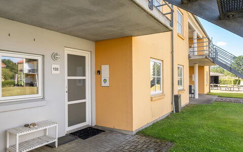 Enwald - 100M from the Sea: Home, Apartment, Estate, Balcony, Driveway, Yard