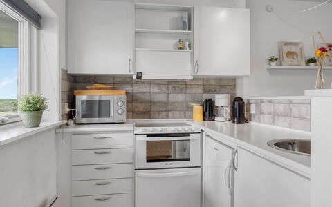 Enwald - 100M from the Sea: Kitchen Appliance, Kitchen, Countertop, Major Appliance, Cabinetry, Home Appliance, Interior Design, Flooring, Ceiling, Furniture