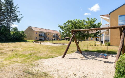 Enwald - 100M from the Sea: Sky, Lawn, Estate, Shade, Yard, Backyard, Park, Farmhouse
