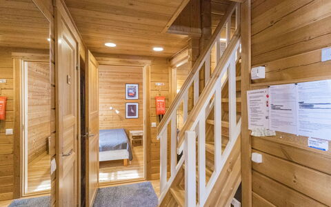 Veramukka B1: Wood, Flooring, Floor, Ceiling, Interior Design, Room, Wood Stain, Home, Hardwood, Door