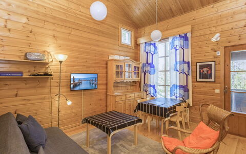 Veramukka B1: Wood, Ceiling, Interior Design, Flooring, Home, Floor, Cottage, Room, Log Cabin, Wood Stain