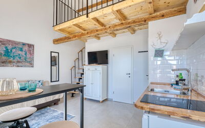 Accommodation:&nbsp;Passion 204.1