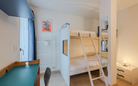Casa Roby: Interior Design, Furniture, Bed, Flooring, Bedroom, Floor, Wood, Ceiling, Room, Bunk Bed