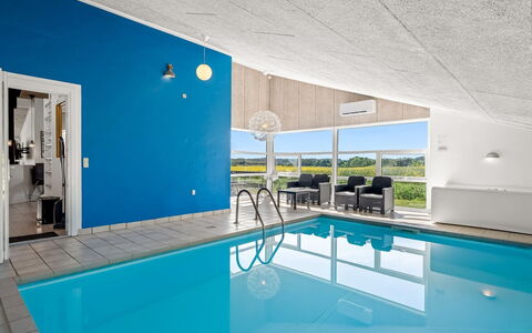 Fria - 200M from the Sea: Swimming Pool, Composite Material, Resort, Hotel, Shade, Thermae, Design, Villa, Eco Hotel, Leisure Centre