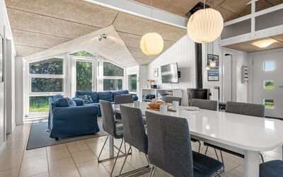 Fria - 200M from the Sea