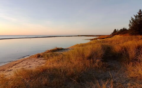 Ferdine - from the Sea: Sky, Water, Horizon, Ecoregion, Coast, Bank, Marsh, Shore, Coastal And Oceanic Landforms