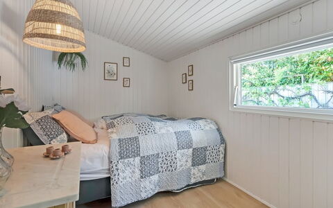 Skuli - 300M from the Sea: Interior Design, Wood, Flooring, Ceiling, Floor, Bedroom, Furniture, Lighting, Bed, Room