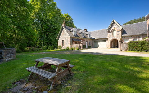 Coach House on Aigas Golf Course: Grass, House, Home, Roof, Architecture, Shrub, Landscape, Cottage, Plain, Rural Area