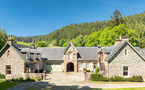Coach House on Aigas Golf Course