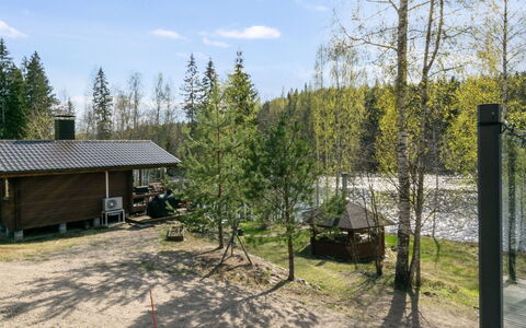 Villa Kaidanjylhä: Tree, Bank, Cottage, Rural Area, Lake, Reflection, Reservoir, Pond