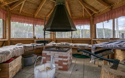 Villa Kaidanjylhä: Sky, Furniture, Wood, Outdoor Furniture, Table, Chair, Cloud, Outdoor Table, Hardwood, Plank