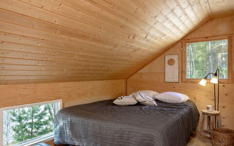Villa Kaidanjylhä: Sky, Furniture, Wood, Outdoor Furniture, Table, Chair, Cloud, Outdoor Table, Hardwood, Plank