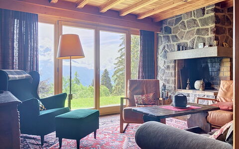 Chalet le Cornuit: Furniture, Interior Design, Wood, Flooring, Living Room, Floor, Room, Home, Chair, Couch