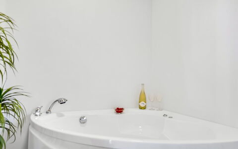 Eve - 700M from the Sea: Bathtub, Plumbing Fixture, Bathroom, Interior Design, Plumbing, Tap, Sink