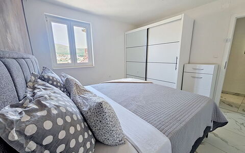 Aurora: Bed, Furniture, Bedroom, Interior Design, Bedding, Bed Sheet, Flooring, Floor, Wood, Linens