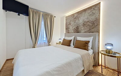 Accommodation:&nbsp;Dalmatica 302.3
