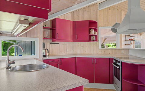 Ronna - 160M from the Sea: Interior Design, Flooring, Kitchen, Ceiling, Floor, Countertop, Home, Plumbing Fixture, Sink, Room
