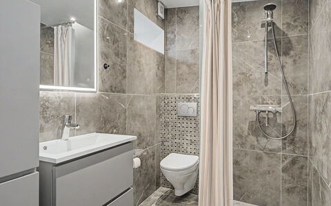 Swarthofthi - 90M from the Sea: Flooring, Wall, Floor, Interior Design, Plumbing Fixture, Bathroom, Ceiling, Tile, Toilet, Plumbing