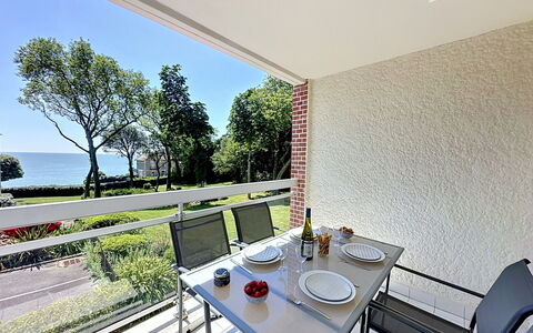 Le Vallon: Apartment, Swimming Pool, Condominium, Hotel, Resort, Resort Town, Leisure Centre