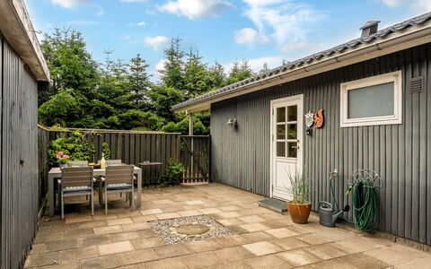 Arisa - from the Sea: Wood, Flooring, Door, Floor, Siding, Wood Stain, Home, Hardwood, Garden, Plank