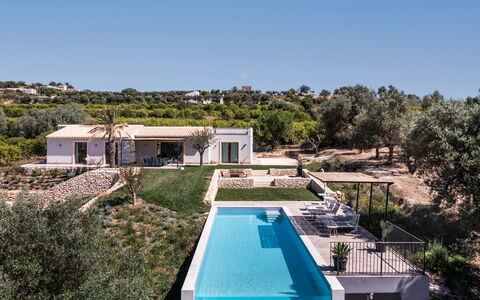 Villa Maddalena: Swimming Pool, Composite Material, Resort, Estate, Villa, Design, Eco Hotel, Farmhouse, Hacienda