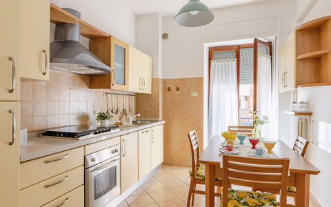Casa Acquamarina: Kitchen Appliance, Kitchen, Major Appliance, Furniture, Wood, Flooring, Interior Design, Countertop, Floor, Cabinetry