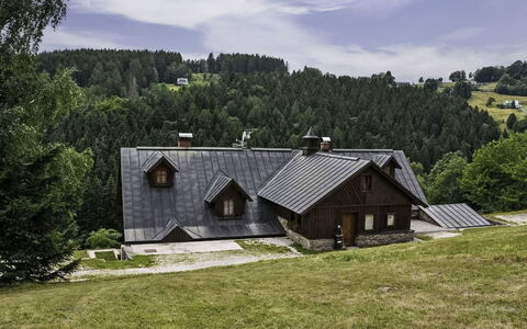 Penzion Exnar: Roof, Cottage, House, Home, Rural Area, Farmhouse, Larch, Village, Valley, Siding