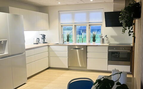 Aaro - 275M from the Sea: Window, Architecture, Residential Area, House, Home, Roof, Cottage, Driveway, Suburb, Mid-Size Car
