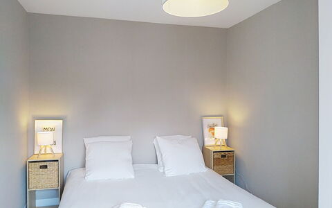 Dolce Vita: Bed, Interior Design, Bedding, Furniture, Bedroom, Bed Sheet, Wall, Floor, Room, Ceiling