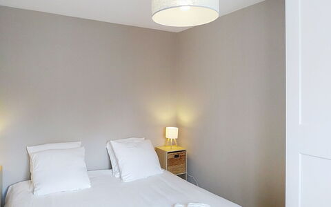 Dolce Vita: Bed, Bedroom, Interior Design, Bedding, Bed Sheet, Wood, Floor, Ceiling, Room, Furniture