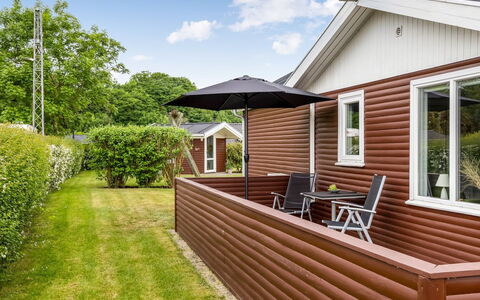 Eufemia - 250M from the Sea: Wood, Siding, Cottage, Home, Porch, Wood Stain, Deck, Hardwood, Garden Buildings, Plank