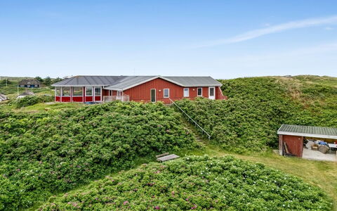 Nyyrikki - 350M from the Sea: Landscape, Shrub, Roof, Land Lot, Plant Community, Rural Area, Cottage, Slope, Shrubland, Farmhouse