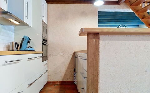 L'Ancienne Ferme: Flooring, Countertop, Wood, Floor, Interior Design, Furniture, Kitchen, Cabinetry, Ceiling, Kitchen Appliance