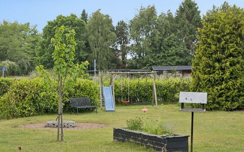 Arise - 1.5Km from the Sea: Grass, Shrub, Garden, Land Lot, Groundcover, Lawn, Park, Landscaping, Shade