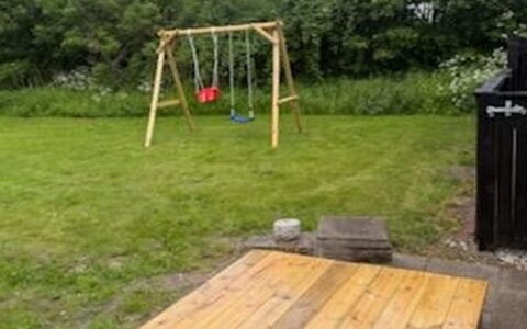 Sibyll - 1Km from the Sea: Grass, Wood, Garden, Land Lot, Plain, Outdoor Play Equipment, Backyard, Lawn, Yard, Wood Stain