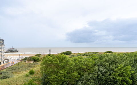 Poseidon: Sky, Natural Environment, Horizon, Landscape, Ecoregion, Cloud, Land Lot, Coast, Coastal And Oceanic Landforms, Plain