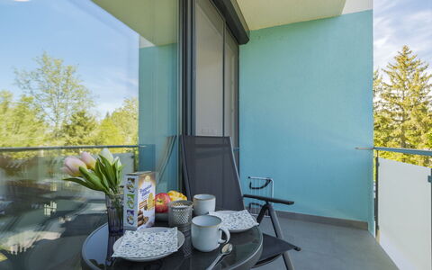 Gárdonyi Garden: Apartment, Glass, Balcony, Chair, Eco Hotel, Hotel