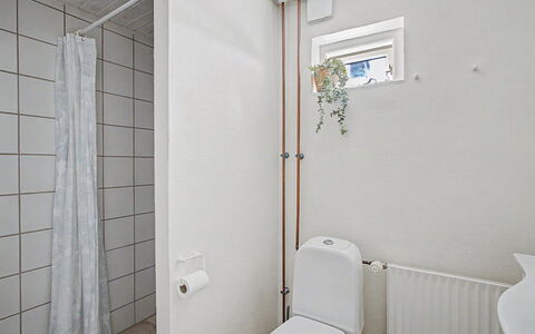 Olufdine - 350M from the Sea: Wall, Plumbing Fixture, Flooring, Floor, Toilet Seat, Toilet, Bathroom, Sink, Interior Design, Plumbing