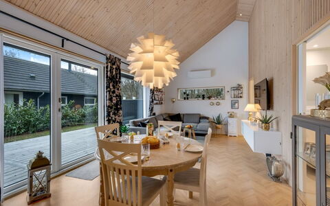 Fastulf - 1.2Km to the Fjord: House, Roof, Home, Cottage, Shed, Garden Buildings, Siding, Yard, Log Cabin, Hut