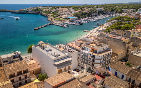 Near the Sea: Water, Body Of Water, Water Resources, Boat, Watercraft, Waterway, Coast, City, Summer, Sea