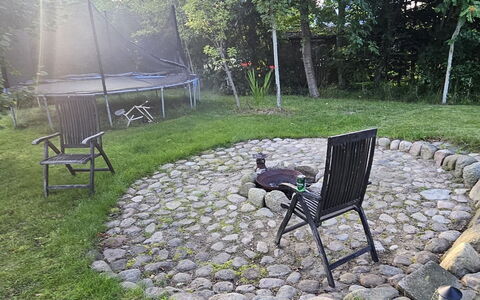 Fridel - 400M from the Sea: Grass, Garden, Groundcover, Cobblestone, Lawn, Flagstone, Backyard, Yard, Landscaping