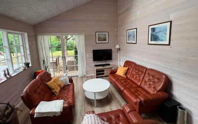 Fridel - 400M from the Sea