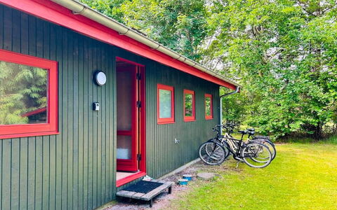 Ritte - from the Sea: Shed, Garden Buildings, Siding, Paint, Log Cabin, Plank, Bicycle, Backyard