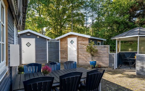 Haley - 380M from the Sea: Shrub, Home, Cottage, Groundcover, Garden, Garden Buildings, Siding, Estate, Lawn, Yard