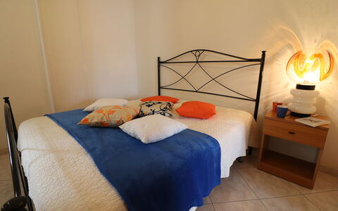 Marta: Bed, Bedding, Furniture, Bedroom, Bed Sheet, Linens, Interior Design, Floor, Textile, Room