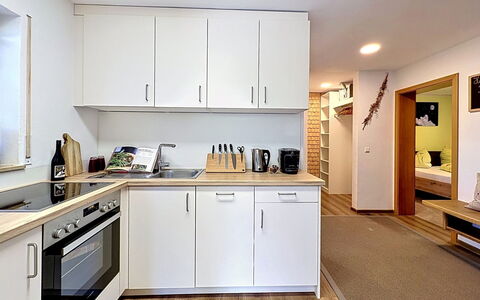 Sonne: Kitchen Appliance, Kitchen, Furniture, Interior Design, Flooring, Major Appliance, Countertop, Floor, Wood, Cabinetry
