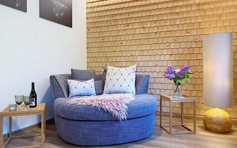 Sonne: Furniture, Interior Design, Wood, Flooring, Floor, Lighting, Home, Room, Living Room, Comfort
