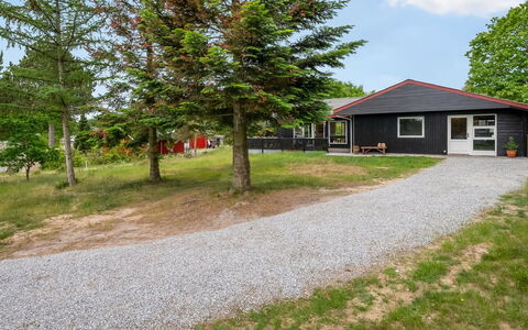 Aischa - 1.5Km from the Sea: Resort, Swimming Pool, Estate, Shade, Landscaping, Eco Hotel, Hotel, Villa