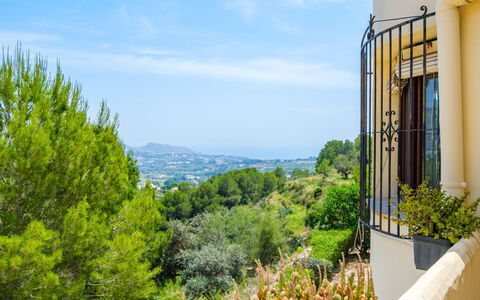 Castellons Vida: Resort, Swimming Pool, Estate, Shade, Landscaping, Eco Hotel, Hotel, Villa